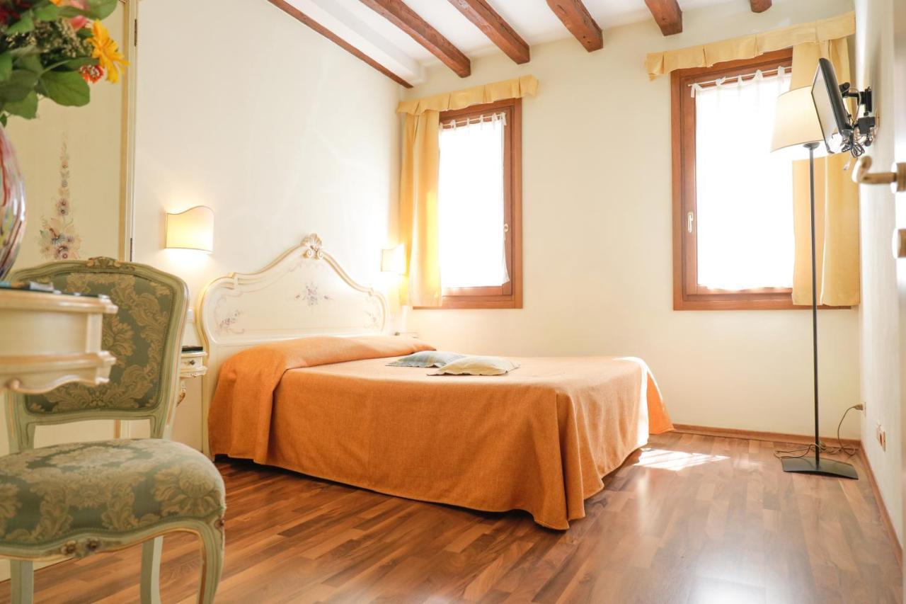 Casa Vacanze Angolo 'Sconto Венеция Экстерьер фото