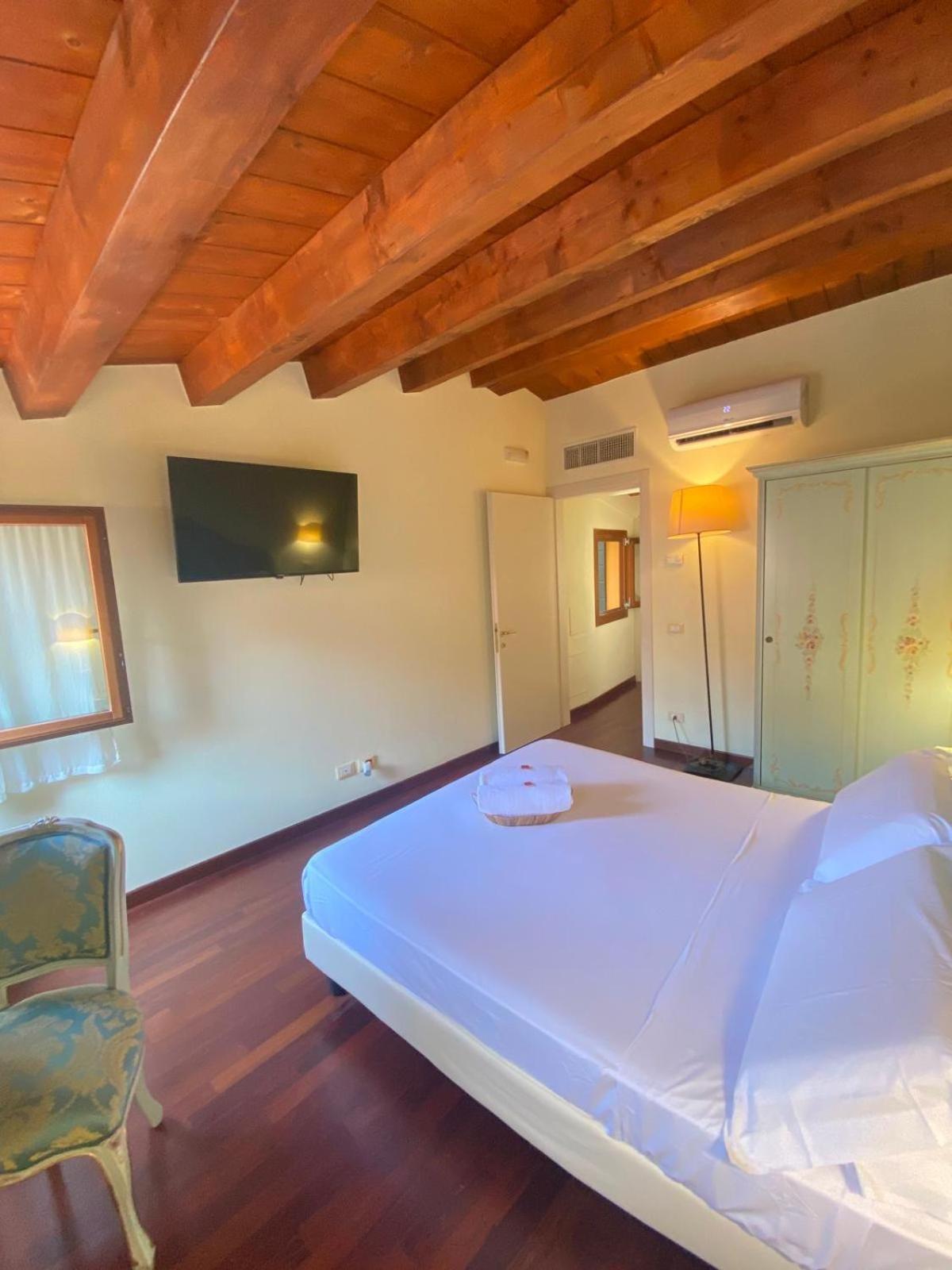Casa Vacanze Angolo 'Sconto Венеция Экстерьер фото