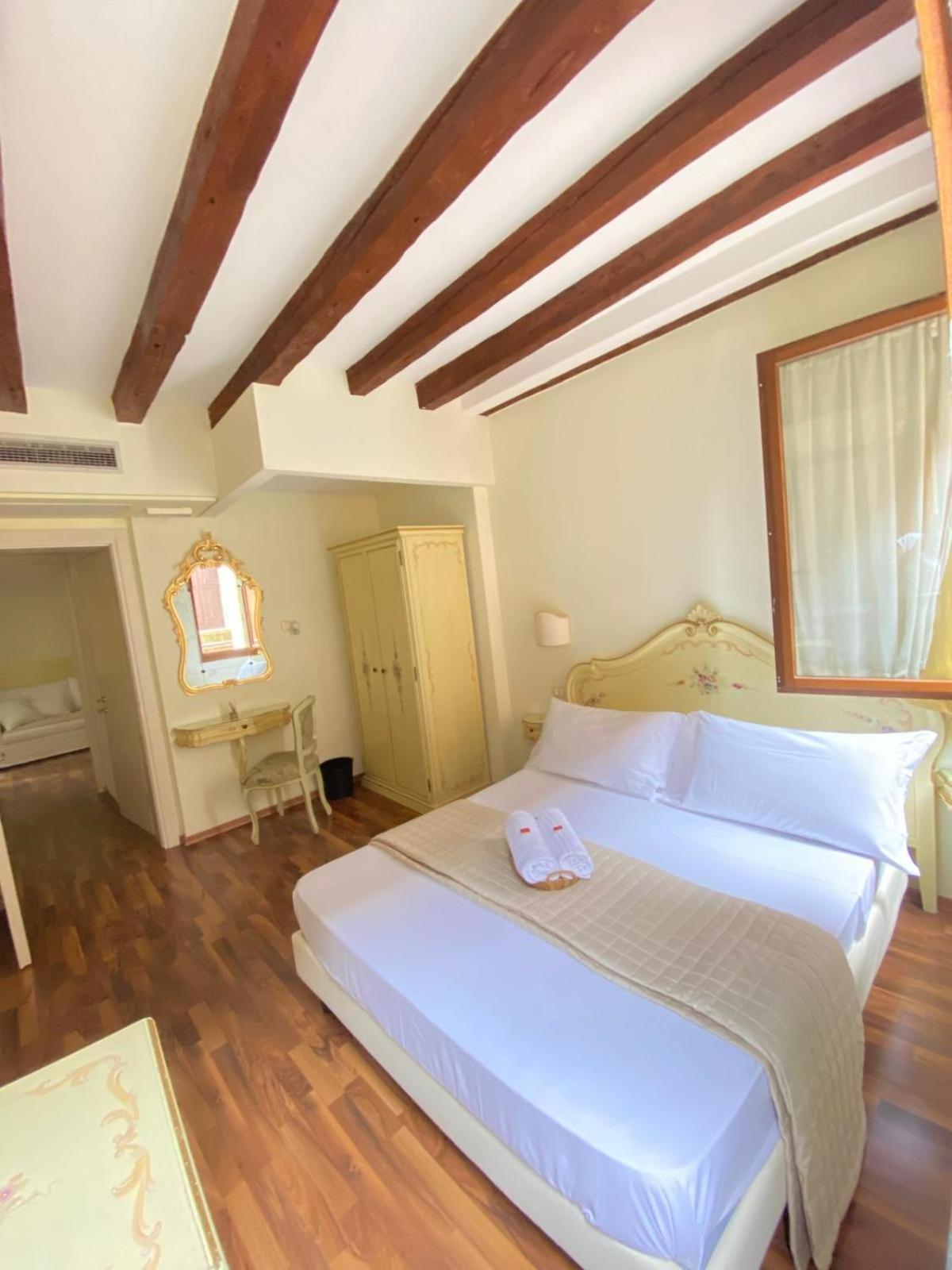Casa Vacanze Angolo 'Sconto Венеция Экстерьер фото